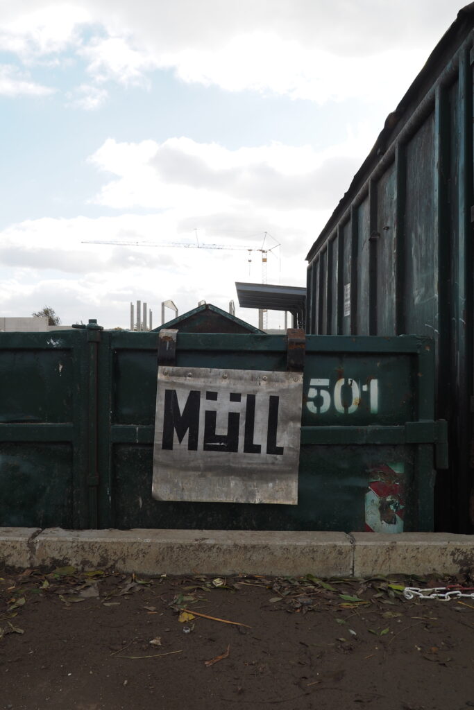 Bild 3 „Müll“-Container
Quelle: Iannone/Heyer