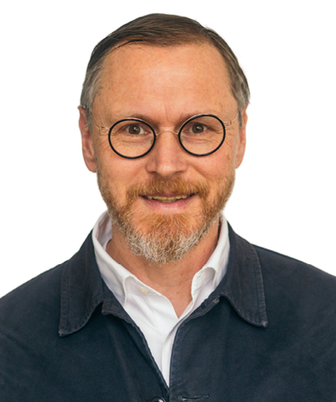 Bernhard HaukenbauChefredakteur