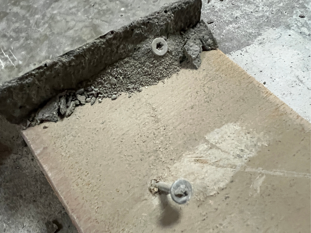 Bild 10 Verbund zwischen Holz und Betonquerschnitt (Quelle: B+G)