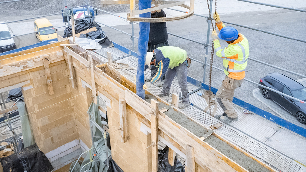 Bild4Ringanker als U-Schale mit Beton vergossen (Quelle: Kimm GmbH & Co. KG)