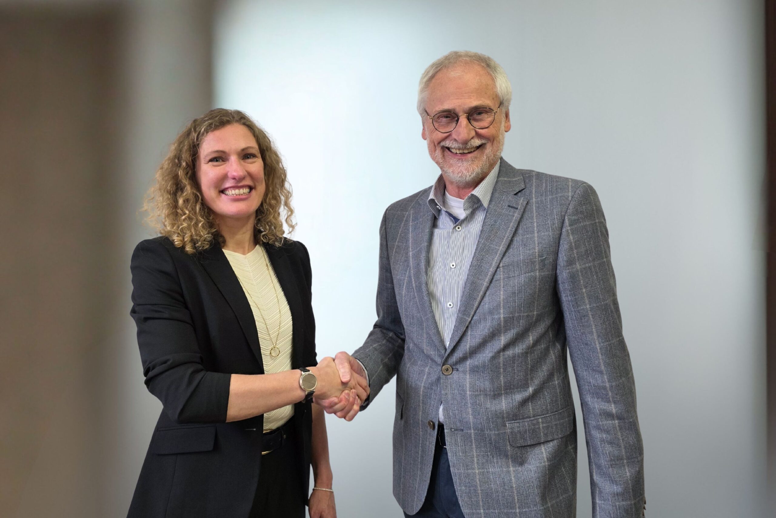 Dr. Martina Bender und Hans Peters, Quelle: IBU